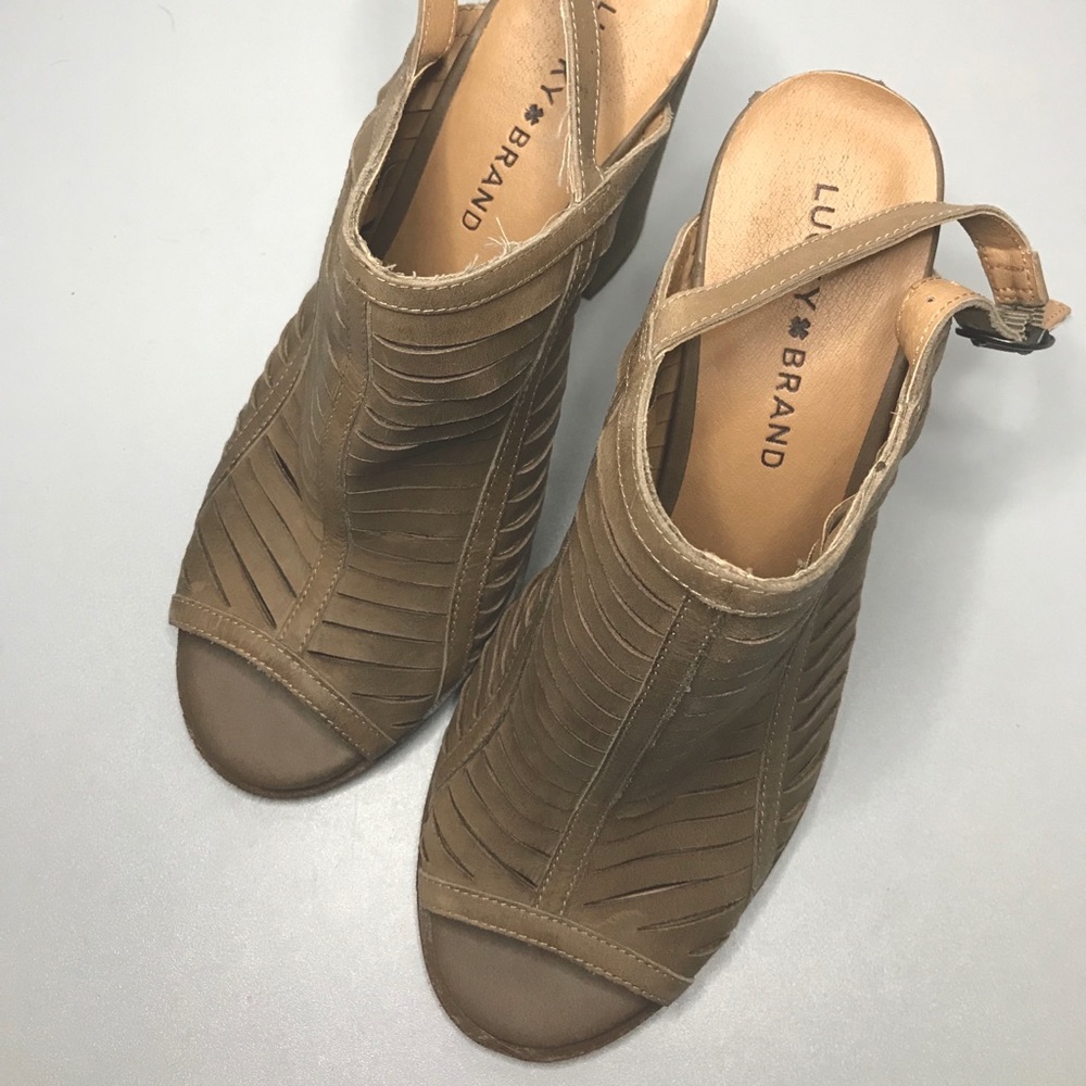 Lucky brand heels US size 8M / European 38 leather